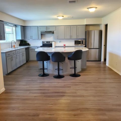 305 Hereford Rd, Brookshire, TX 77423