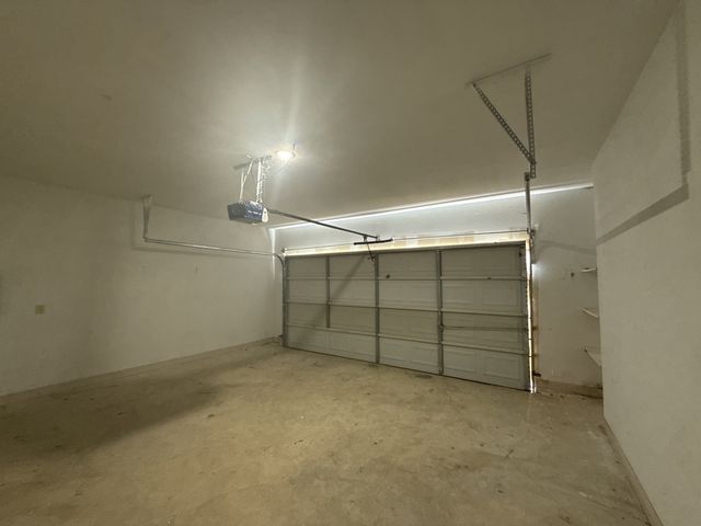 129 Towering Oaks, Tool, TX 75143