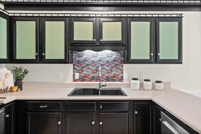 353 Deepwood Trl, Clarksville, TN 37042