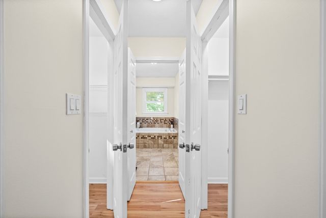 353 Deepwood Trl, Clarksville, TN 37042