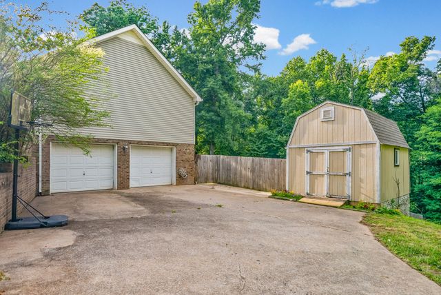 353 Deepwood Trl, Clarksville, TN 37042