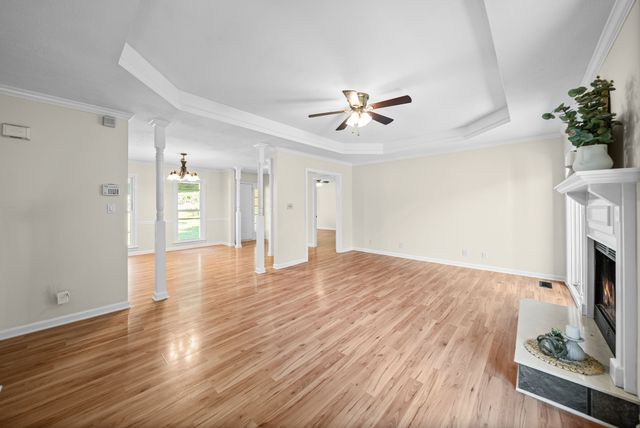 353 Deepwood Trl, Clarksville, TN 37042