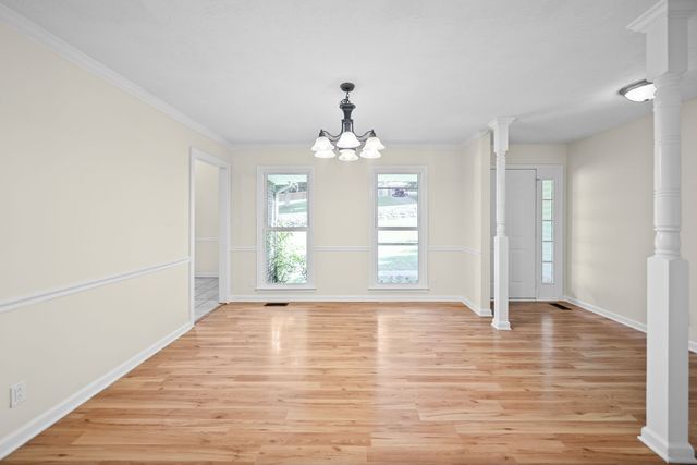 353 Deepwood Trl, Clarksville, TN 37042