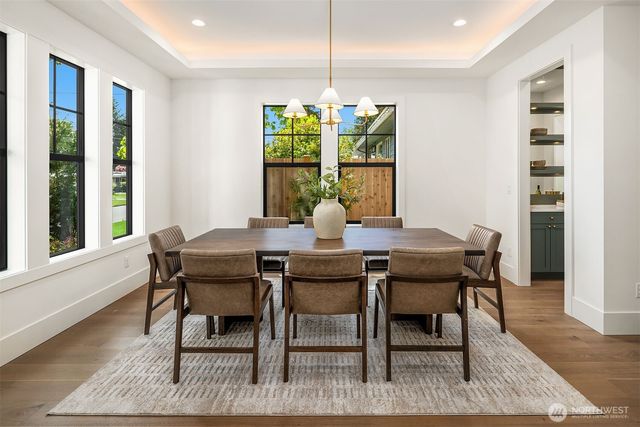 2425 153rd Avenue SE, Bellevue, WA 98007