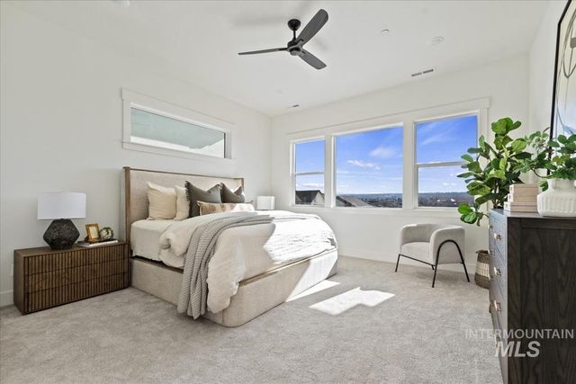 3541 E Warm Springs Ave, Boise, ID 83716