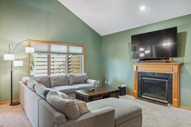 5911 E Open Meadow, Mcfarland, WI 53558