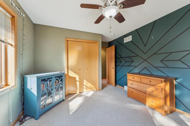 5911 E Open Meadow, Mcfarland, WI 53558