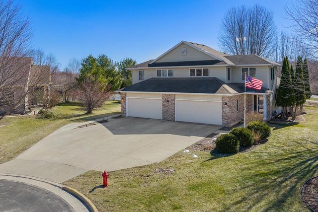 5911 E Open Meadow, Mcfarland, WI 53558