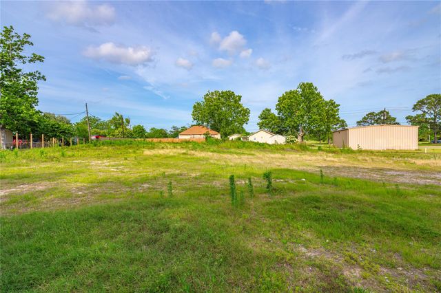 1203 S Main Street, Baytown, TX 77520