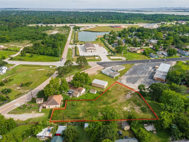 1203 S Main Street, Baytown, TX 77520