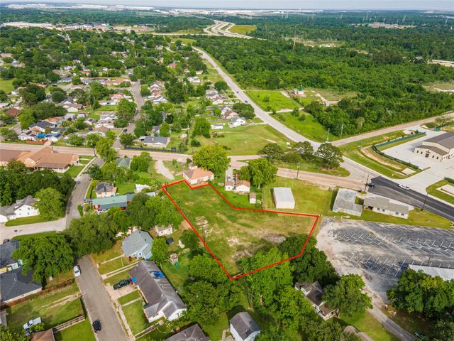 1203 S Main Street, Baytown, TX 77520