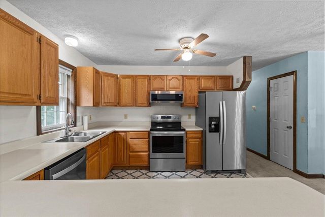 24 Lovely Lane, Milton, VT 05468