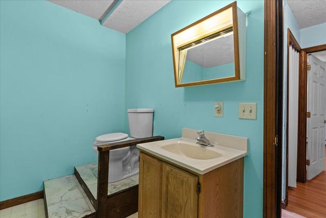 24 Lovely Lane, Milton, VT 05468