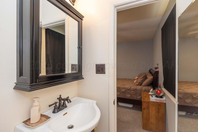 1208 PECAN Street, Amarillo, TX 79107