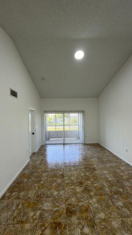 2851 N Oakland Forest Drive 307, Oakland Park, FL 33309