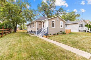329 S Albert Boulevard, Kankakee, IL 60901