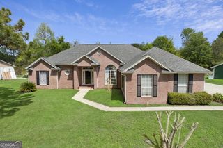 136 Lake Jordan Boulevard, Kingsland, GA 31548