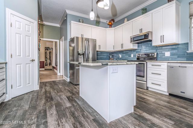 8219 MUD LAKE Road, Macclenny, FL 32063