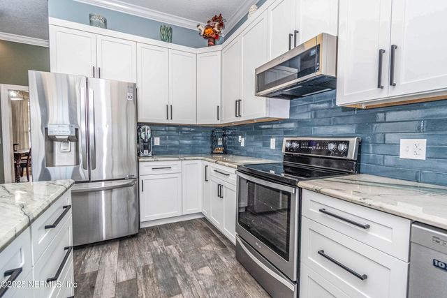 8219 MUD LAKE Road, Macclenny, FL 32063