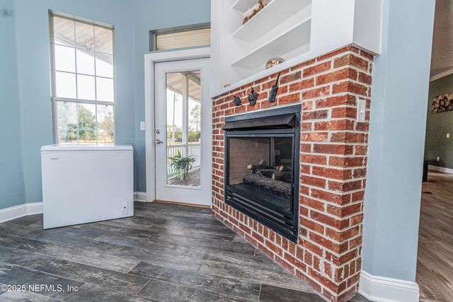 8219 MUD LAKE Road, Macclenny, FL 32063