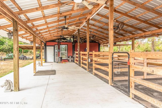 8219 MUD LAKE Road, Macclenny, FL 32063