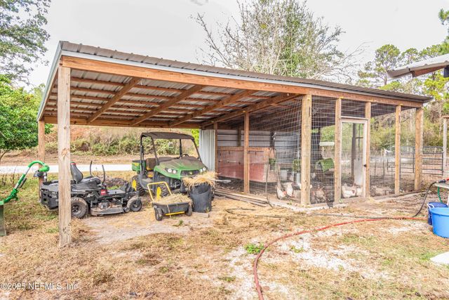 8219 MUD LAKE Road, Macclenny, FL 32063