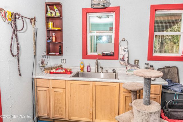 8219 MUD LAKE Road, Macclenny, FL 32063