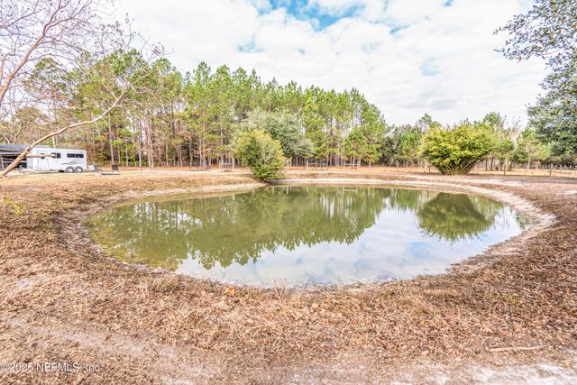 8219 MUD LAKE Road, Macclenny, FL 32063