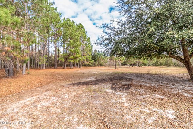 8219 MUD LAKE Road, Macclenny, FL 32063