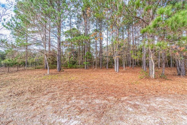 8219 MUD LAKE Road, Macclenny, FL 32063