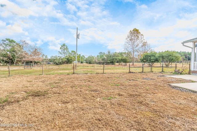 8219 MUD LAKE Road, Macclenny, FL 32063