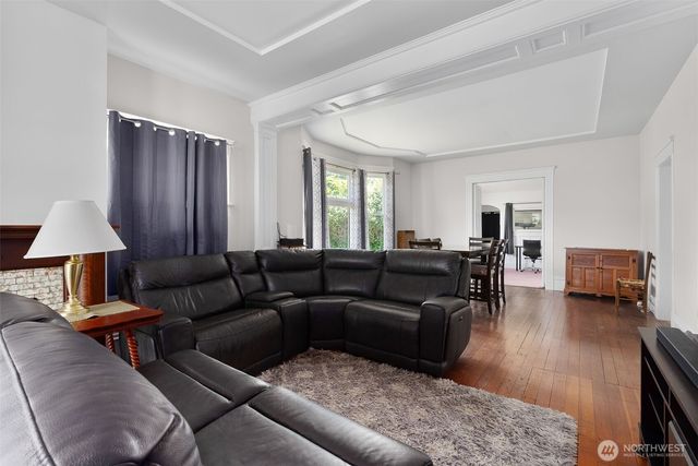 714 W First Street, South Bend, WA 98586