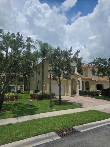 2584 SW 84th Ter 101, Miramar, FL 33025