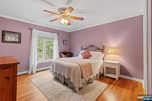 15 Lake Riconda Drive, Ringwood, NJ 07456