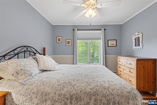 15 Lake Riconda Drive, Ringwood, NJ 07456