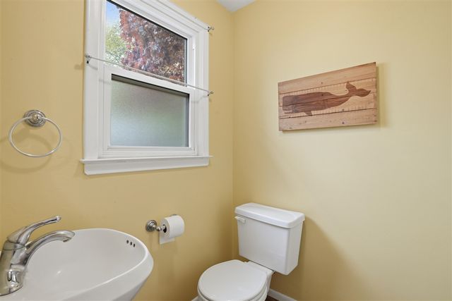 2655 Elsinore Drive, Waterford, MI 48328