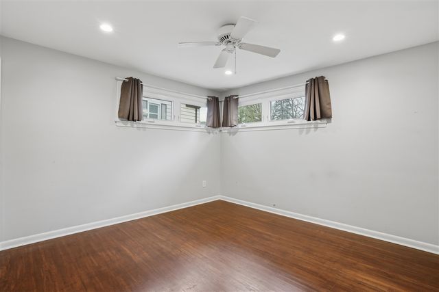 2655 Elsinore Drive, Waterford, MI 48328