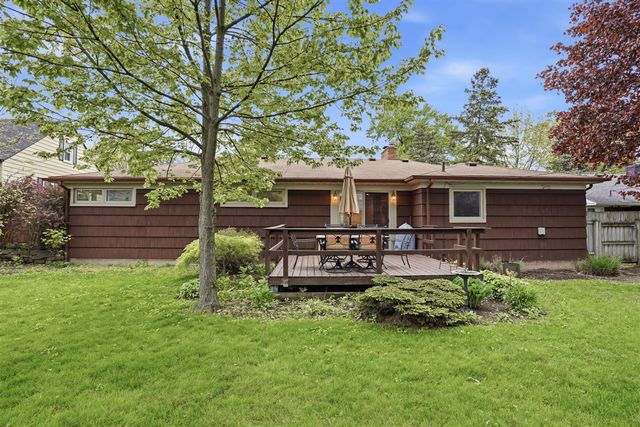 2655 Elsinore Drive, Waterford, MI 48328
