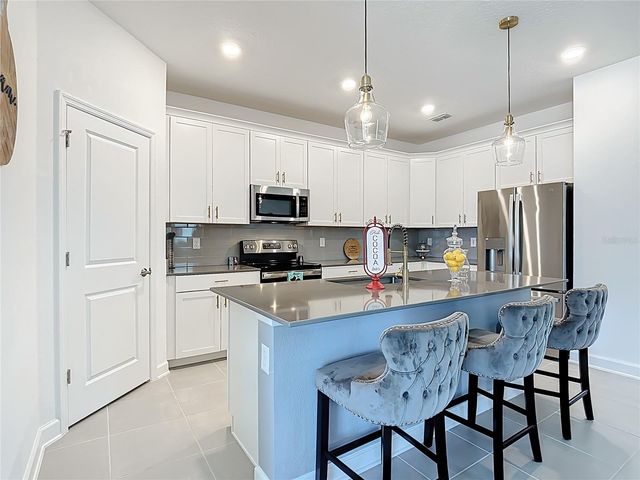 4036 REDBRIDGE LOOP, Davenport, FL 33837