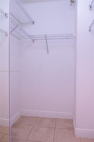 8906 W Flagler St 222, Miami, FL 33174