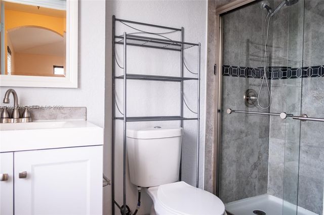 8906 W Flagler St 222, Miami, FL 33174