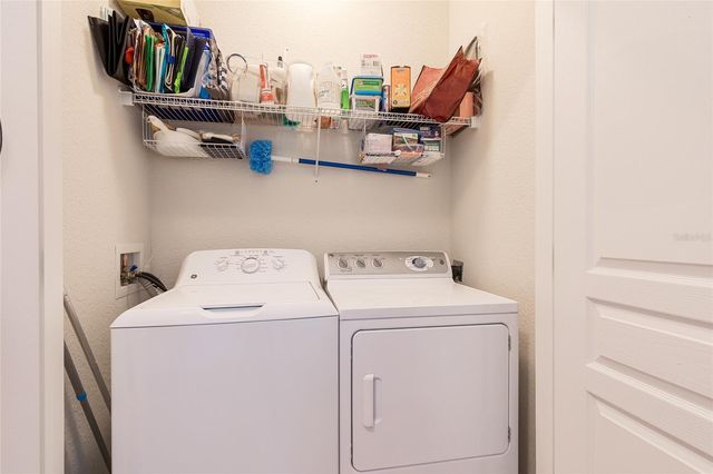 8296 PORTOFINO DRIVE 405, Davenport, FL 33896