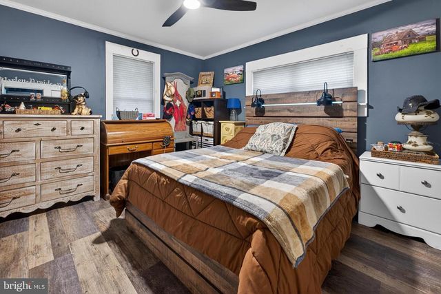 27 ARNEYS MOUNT RD, Pemberton, NJ 08068