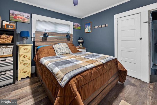 27 ARNEYS MOUNT RD, Pemberton, NJ 08068