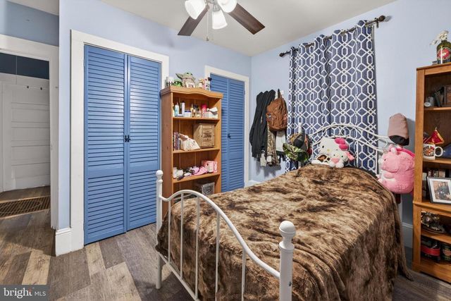 27 ARNEYS MOUNT RD, Pemberton, NJ 08068