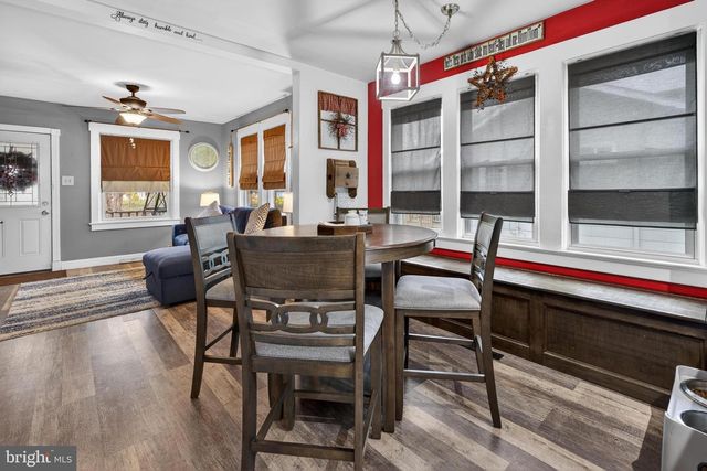 27 ARNEYS MOUNT RD, Pemberton, NJ 08068