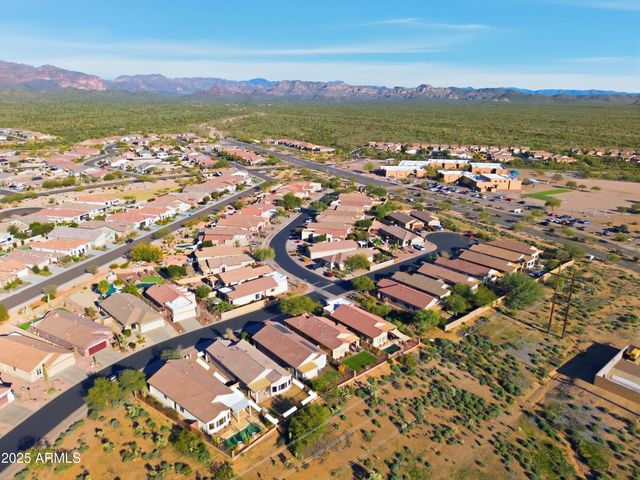 10675 E SECOND WATER Trail, Gold Canyon, AZ 85118