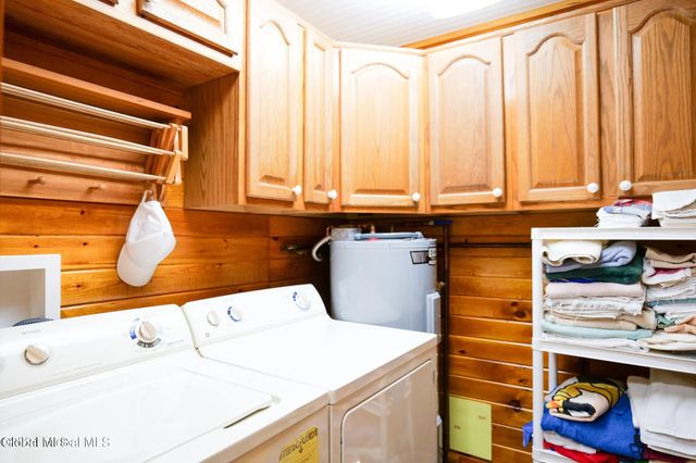 103 6th Street, Malta, NY 12866