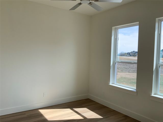 1250 Southfork Court, Waxahachie, TX 75167