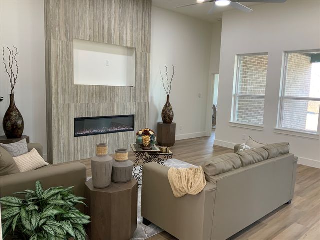 1250 Southfork Court, Waxahachie, TX 75167